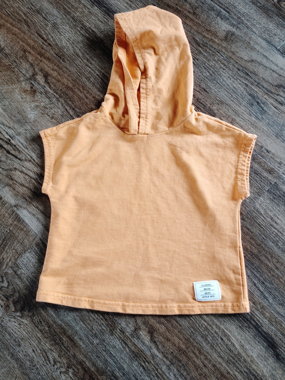 SHEIN Peach Hooded Sleeveless Tee